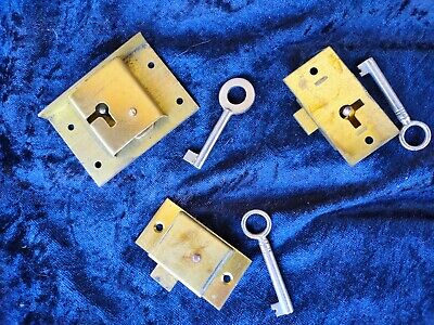 Vintage Brass Cabinet Hardware Lock And Key X 3  • 8$