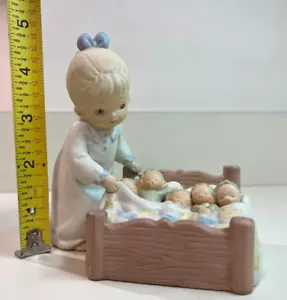 Figura Memories of Yesterday "Tucking My Dears All Safe Away" Lucie Attwell 1995 - Imagen 1 de 5