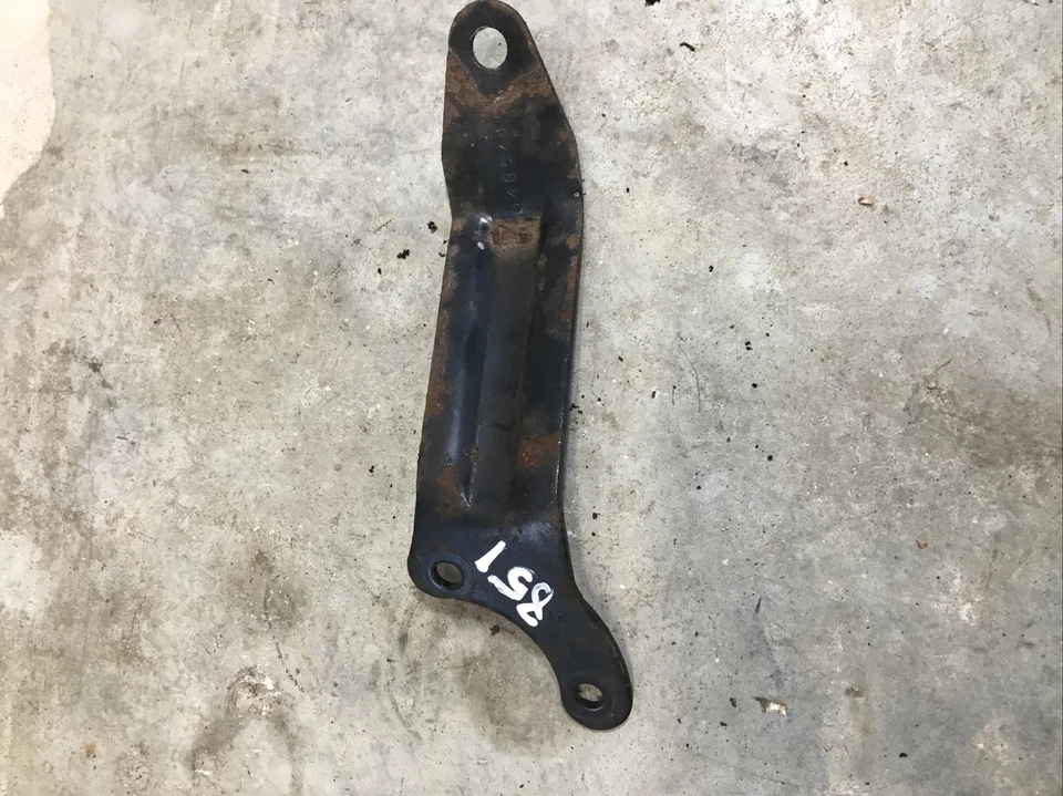 JEEP WRANGLER TJ 1997-2002 POWER STEERING PUMP BRACKET #851 - Image 1 of 3