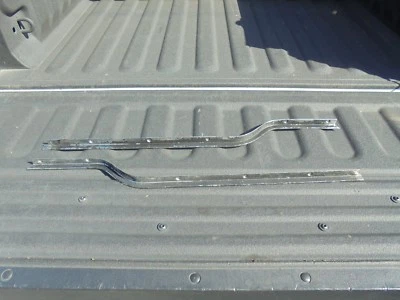 Barracuda 1964-1965 área del asiento trasero molduras cromadas 64 65 66 Cuda Mopar Foto 1 de 4