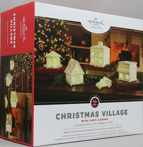 2021 HALLMARK CHRISTMAS VILLAGE/LUZ Y SONIDO HALLMARK CANAL CORAZÓN DE TELEVISIÓN - Imagen 1 de 2