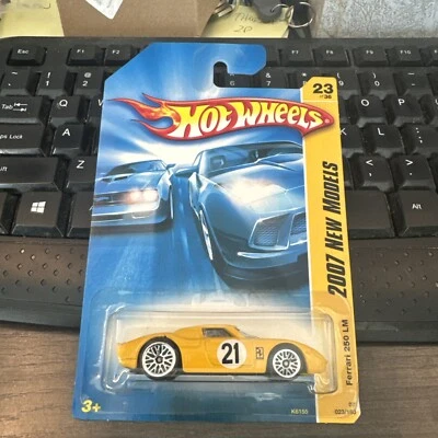 FERRARI 250 LM 1/64 HOT WHEELS 2007 FIRST EDITIONS # 23/36 YELLOW - Image 1 of 4