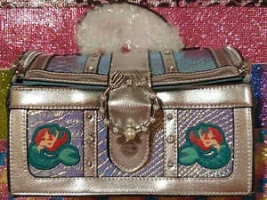 Disney X Spectrum Baul De Ariel Con Brochas En Forma De Cuchara - Imagen 1 de 6