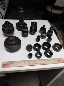 QTY 9 /LOT / OF ASSORTED GREENLEE METAL KNOCKOUT PUNCHES. - Picture 1 of 3