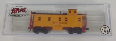 Atlas N Trainman Cupola Caboose Union Pacific Up 25214 - Image 1 of 2