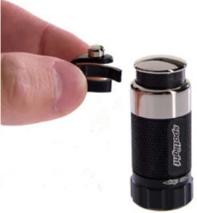 Clip de ajuste de 2 pasos para Spotlight Turbo y linternas de rescate - Imagen 1 de 2