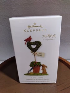 2011 Hallmark Keepsake LOVE GROWS Ornamento Marjolein Bastin Cardinal Rabbit - Imagen 1 de 3