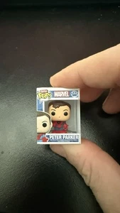 Funko Bitty Pop! Marvel Spider-Man Mystery Peter Parker 1/6 Chase - Picture 1 of 4