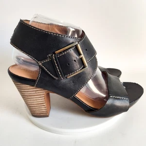 Clarks Comfort Sandals Size 9 Leather Block Heel Open Toe Black Okena Mod Buckle - Picture 1 of 12