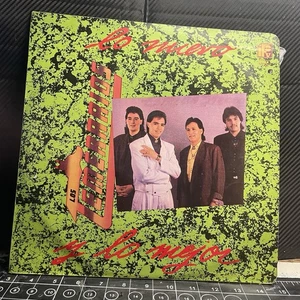 LOS TEMERARIO / Lo Nuevo Y Lo Mejor  / Vinyl Récord 33 Rpm PRESS COLOMBIA - Picture 1 of 5