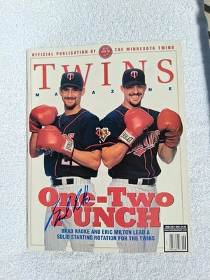BRAD RADKE AUTOGRAPH Twins Mag June/July 2001 "ONE-TWO PUNCH"+ 4 PG RADKE INFO - Image 1 of 4