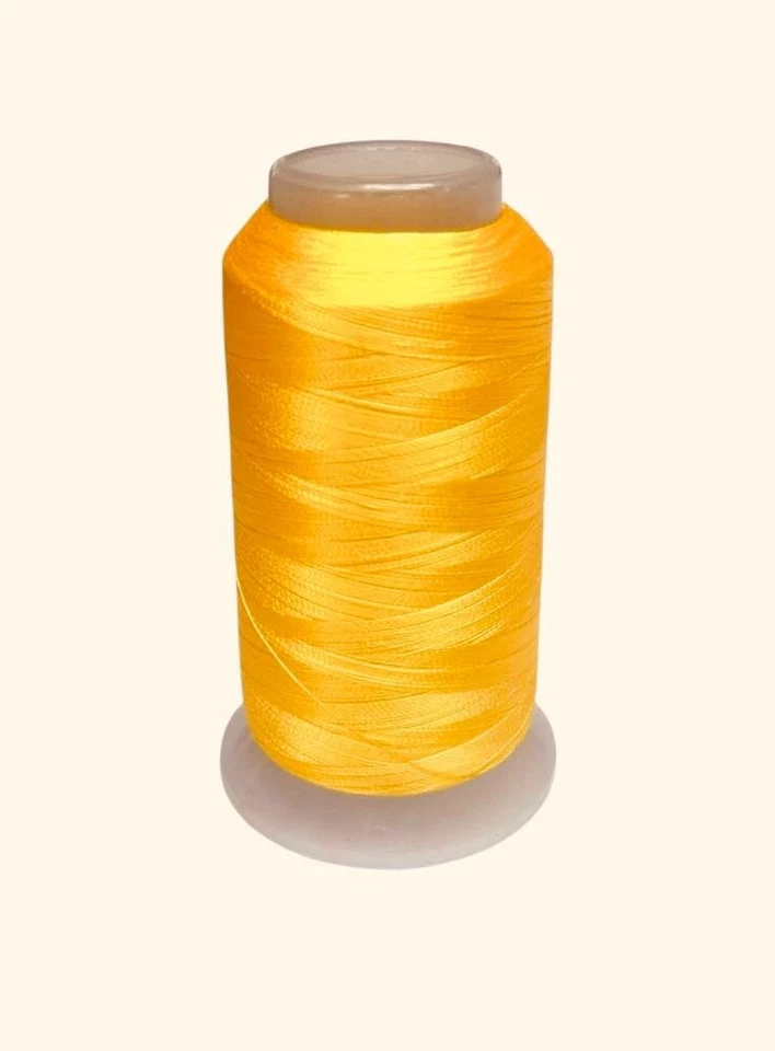 Cône a coudre Jaune brillant fil a coudre 5100 mètres - Photo 1/1