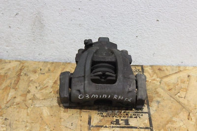 Pinza de freno delantera M702331 2002-2006 Mini Cooper lado del pasajero OEM Foto 1 de 4