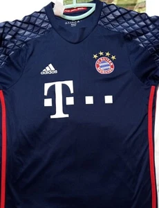 FC BAYERN MUNICH ADIDAS ORIGINAL FULL SLEEVE JERSY SIZE 15-16Y. USED - Picture 1 of 5