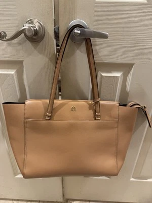 Bolso de hombro grande de cuero Tory Burch Robinson Parker tostado Foto 1 de 4