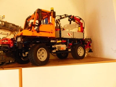 LEGO 8110 Unimog mit Anleitungen - Bild 1 von 2