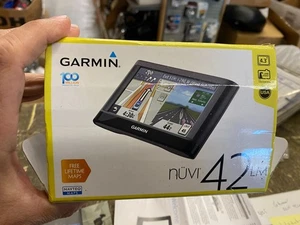 Garmin nüvi 42LM 4.3 Touchscreen Portable GPS Updated 2024 Auto Truck Navigation - Picture 1 of 9