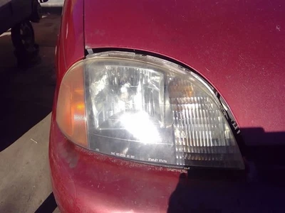 Passenger Right Headlight Fits 98-01 FIREFLY 1111533 - Image 1 of 4