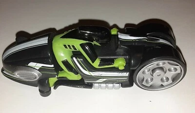 Hot Wheels Racing 2004 Tri Bike Black theme Pull Dog fast shipping pre-owned  - Image 1 of 2
