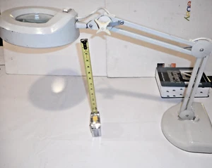 LUXO Industrial Magnifier Lamp with Articulating Arm * Weighted Base * New Tube - Picture 1 of 14