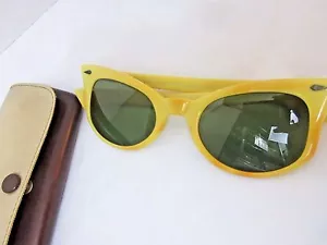 Vintage Calobar Cat Eye American Optical Sunglass C22-48 Green Lens Yellow Frame - Picture 1 of 8