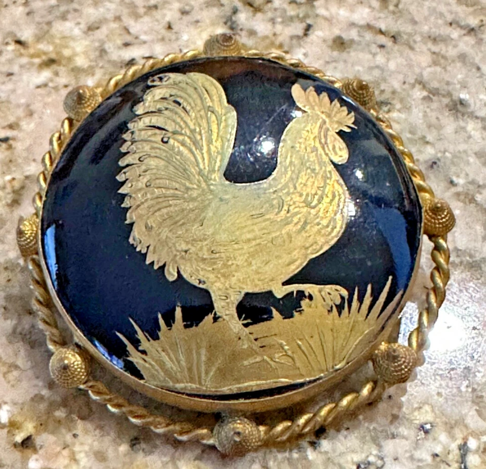 Broche estilo vintage con diseño de gallo, cuerda circular porcelana negra Foto 1 de 4