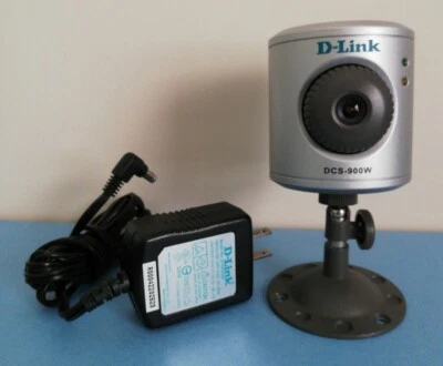 D-Link DCS-900W 10/100TX Wireless Home Security Internet Camera+Mount+Power Cord - Image 1 of 4