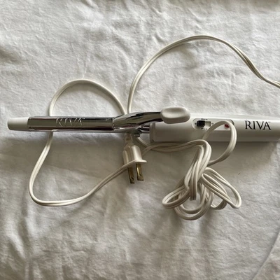 Mini Curling Iron - Image 1 of 3