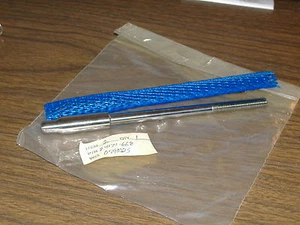 Fisher Baumann P/N: 24171-668 Plug & Stem - New Surplus - Picture 1 of 1