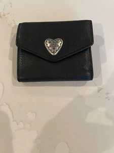 Princess Gardner Genuine Leather Black Wallet Heart Snap Closure Zip on back - Picture 1 of 6