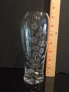 Vintage clear vase made in Portugal, 7.5” tall - Picture 1 of 8