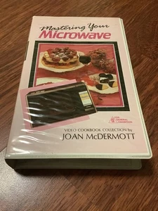 MASTERING YOUR MICROWAVE VHS 1987 CLAMSHELL CASE POLYGRAM JOAN MCDERMOTT AUS - Bild 1 von 1