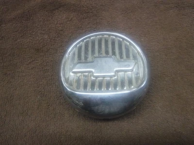 Оригинальная б/у кнопка гудка грузовика Chevrolet 1954,55,56 годов выпуска - Изображение 1 из 4