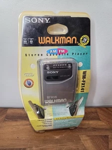 Reproductor de casete Sony Walkman WM-FX141 C AM/FM nuevo sellado vintage plateado  - Imagen 1 de 3