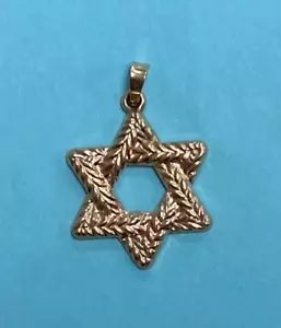 Unisex Star of David Pendant ~ 14 Karat Yellow Gold - Picture 1 of 4