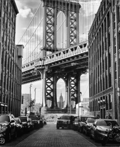 Wall mural wallpaper New York Streets of Brooklyn Graham & Brown 2.8m w x 3.4m h - Picture 1 of 5