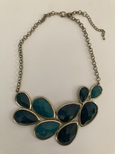 VETEMENTS Collana Statement Pietre Verdi Teal