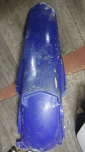 PLASTIQUE CARENAGE GARDE BOUE ARRIERE YAMAHA 250 YZ 2004 - Picture 1 of 4
