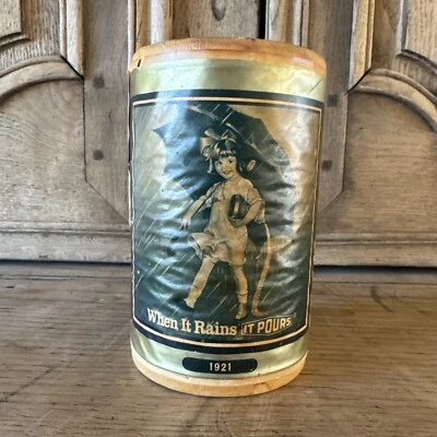 Reproduction Morton Free Running Iodized Salt Cardboard Container 1921 - Image 1 of 4