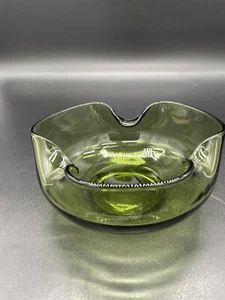 Vintage Anchor Hocking Green Glass Bowl Pinched Glass MCM Avocado Dip Bowl 5” - Picture 1 of 6