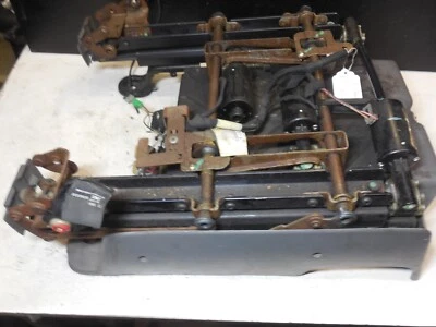 1998-2003 Mercedes-benz Ml320 Ml430 Right Front Seat Track Frame 1638601485 - Image 1 of 4