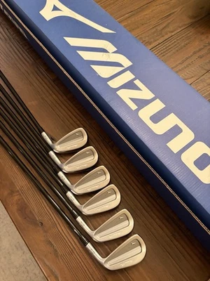 Набор айронов Mizuno Pro S3 5-PW графит MMT 105 S Stiff Lamkin Mid Plus 1/2 дюйма 1* вверх - Изображение 1 из 4