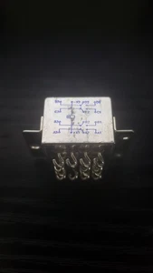 Leach Series III Relay M83536/5-021M Y-D2A-300M 28V DC - Picture 1 of 3