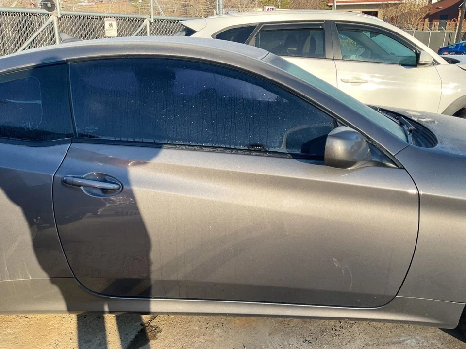 Passenger Front Door Electric Windows Coupe Fits 09-16 GENESIS 1887039 - Image 1 of 1