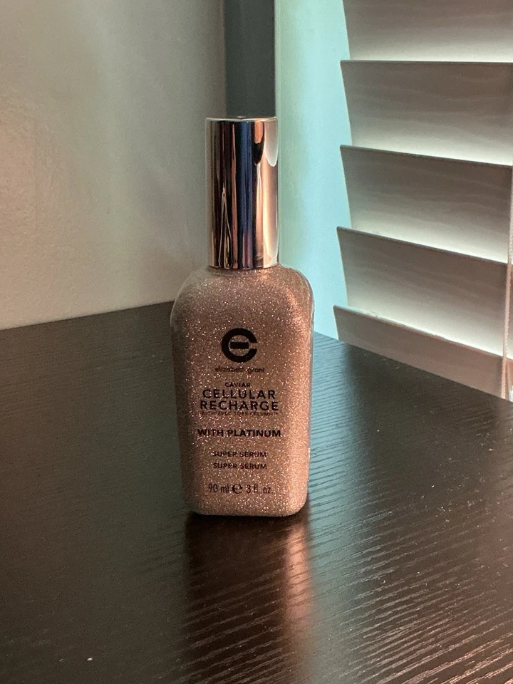 ELIZABETH GRANT Caviar Cellular Recharge Platinum Super Serum-90 ml (3 fl ozs) Foto 1 de 2