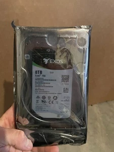 Seagate® Exos™ ST8000NM0055, 7E8 Enterprise Capacity 8TB - NEW - Photo 1/2