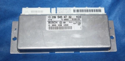 1996 - 1999 Mercedes Benz E300 Diesel ABS Control Module 0195454732 BOSCH OEM - Image 1 of 3