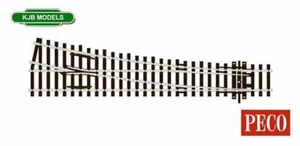 BNIB OO Gauge PECO SL-95 Medium Radius Right Hand Point / Turnout INSULFROG C100 - Foto 1 di 2