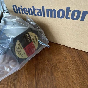 VEXTA Motor PK569AHWM Fast shipping#DHL or FedEx - Picture 1 of 2