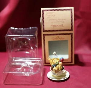Vintage 2003 H.B. Teabearie Happy Birthday Bär Teetasse Untertasse Figur #24320 - Bild 1 von 7
